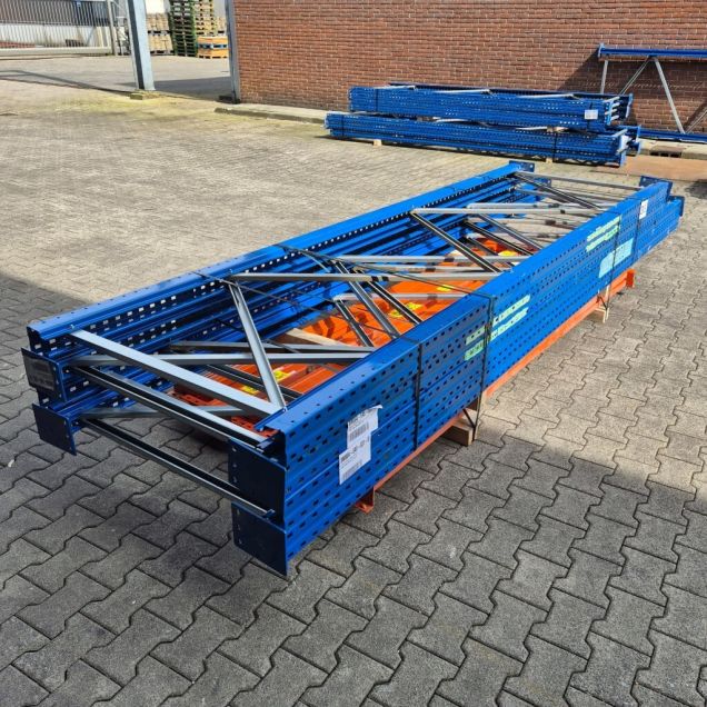 Voordeelpartij gebruikte Esmena palletstelling 3700/4200x8500x1100 mm (hxbxd) 2-3 niveaus
