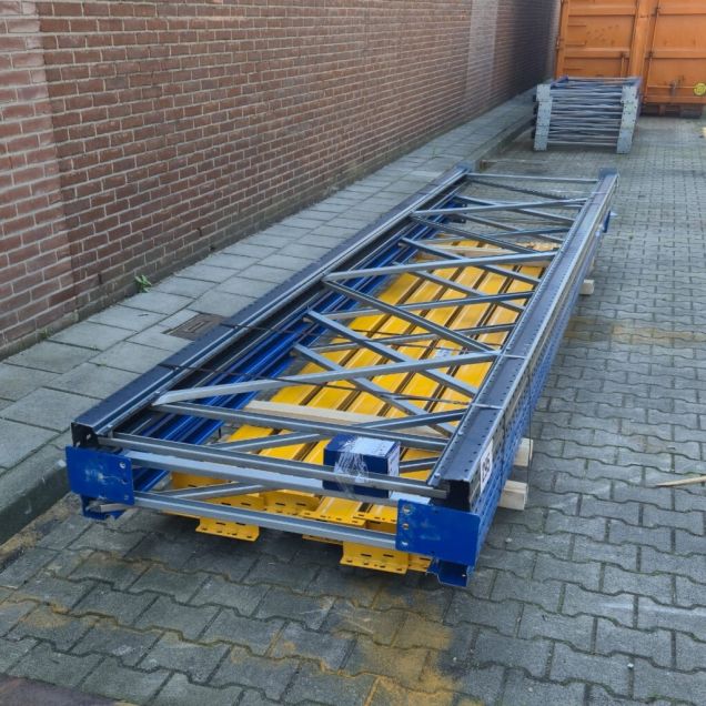 Sonderposten gebrauchte Esmena Palettenregale 4250/4600x7500x1100 mm (HxBxT) 3 Ebenen