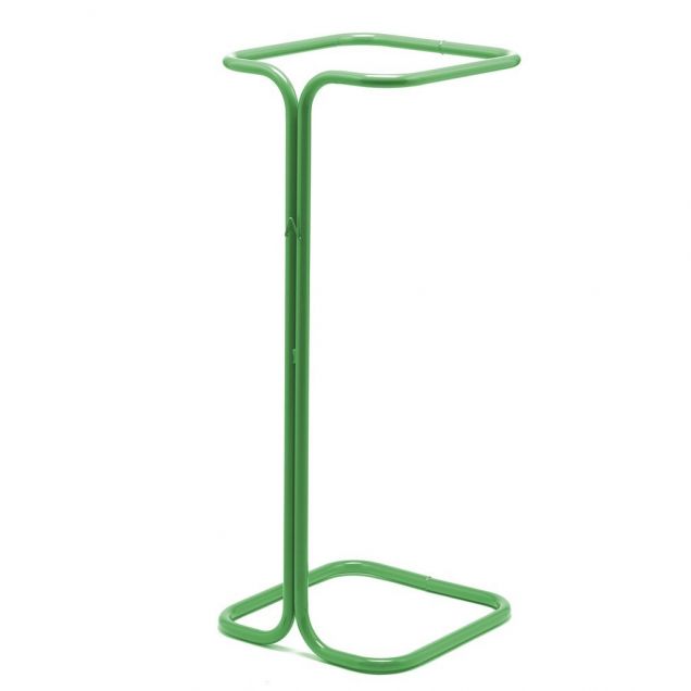 Selbstklemmender Halter für 400-Liter-Knautschsack-Abfallsäcke