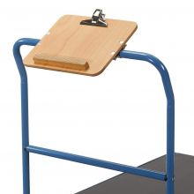 Schreibplatte A4 aus Holz liegend