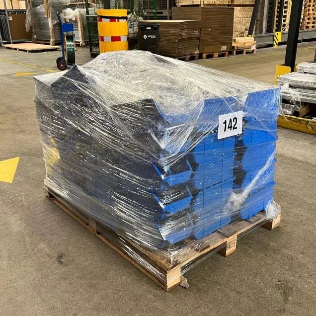 Sonderposten 81 Stapelbehälter 304x184x129 mm (lxbxh) blau