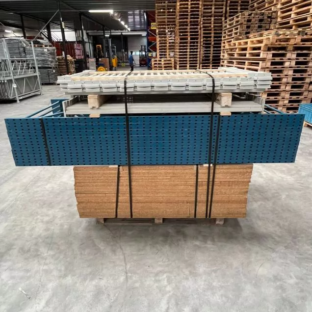 Voordeelpartij gebruikte Bosal grootvakstelling 2300x10900x900mm (hxbxd) 4 niveaus